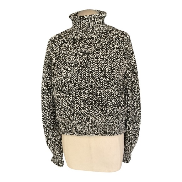 H&M Black White Marled Chunky Knit Turtleneck Sweater Size Medium - Picture 2 of 6